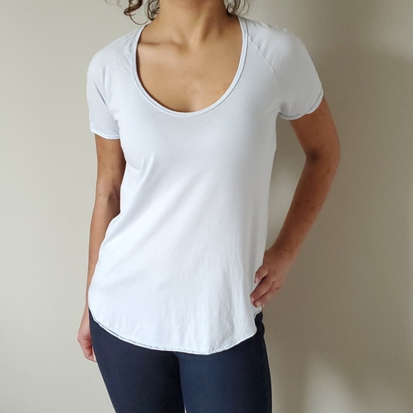 Aritzia Tops - Wilfred top